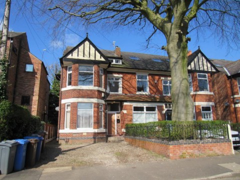 View Full Details for Clyde Road 66, West Didsbury, M20 2WN