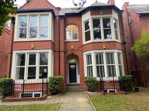 View Full Details for Barlow Moor Road 130, Didsbury, Manchester, M20 2PU