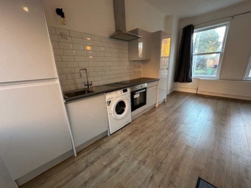 Images for 2 Cliff Grove, Heaton Moor, Stockport, SK4 4HR